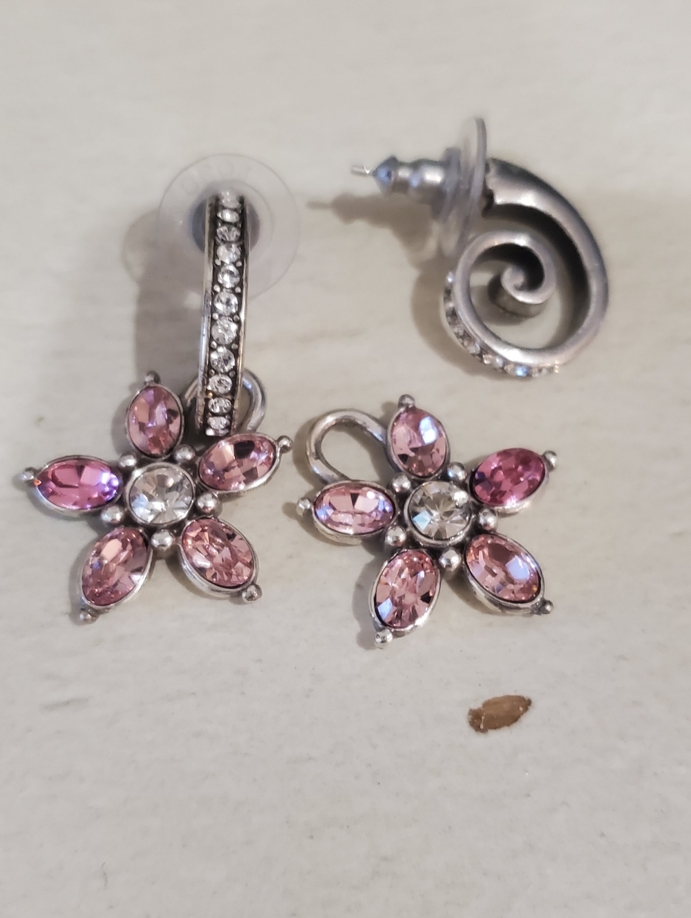 💥SALE💥Brighton Pink Swarovski Crystal Flower Drop Earrings - Picture 3 of 6